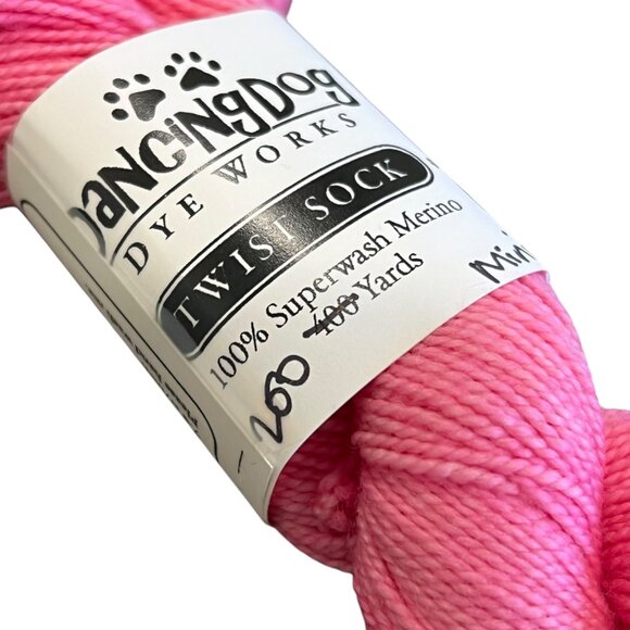 Dancingdog Dyeworks Twist Sock Yarn 260 Yards 100% Superwash Merino Pretty Pink - Picture 2 of 4